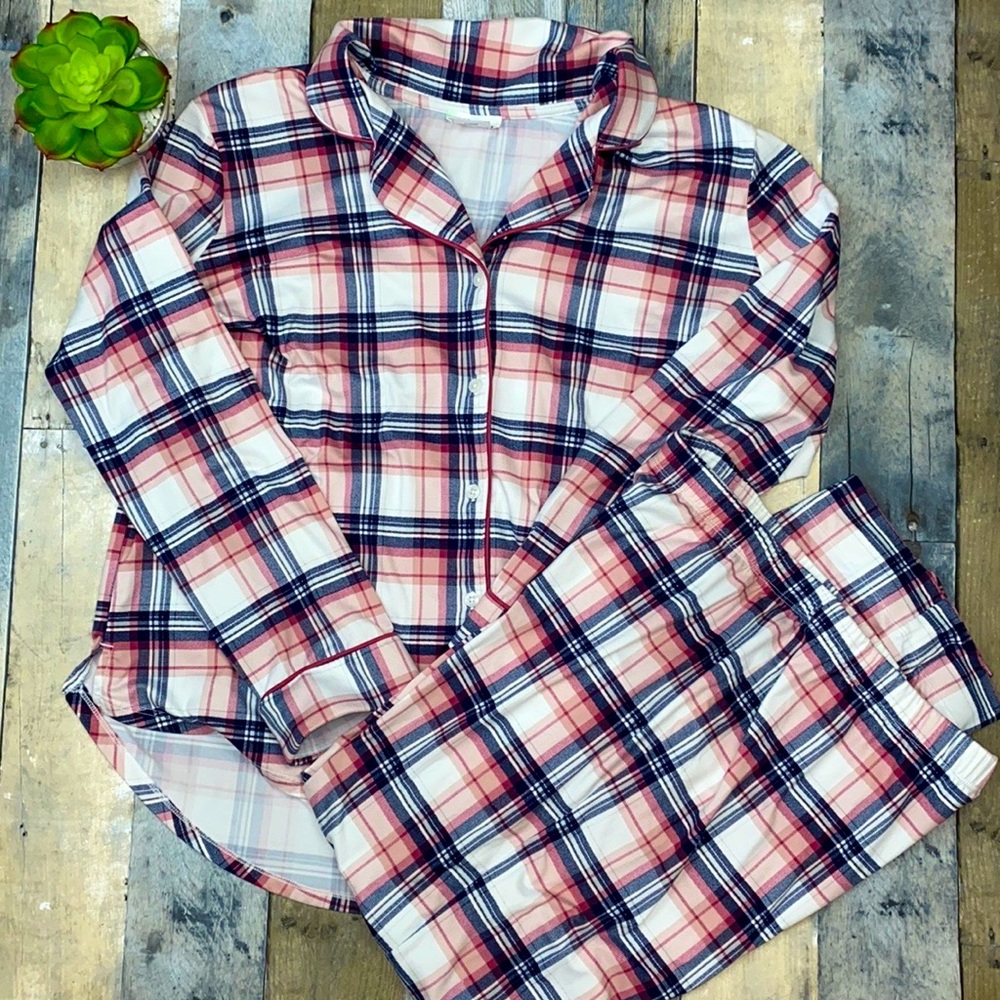Two Piece Pajama / Lounging Set - Beautiful Condition